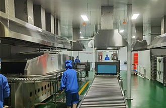 9月2日，黑龍江中央大廚房裝修凈化工程收尾中